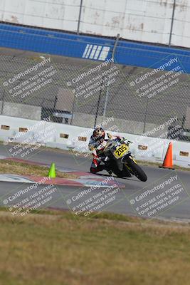 media/Nov-26-2022-Fastrack Riders (Sat) [[b001e85eef]]/Level 2/Session 3 Outside Turn 9/